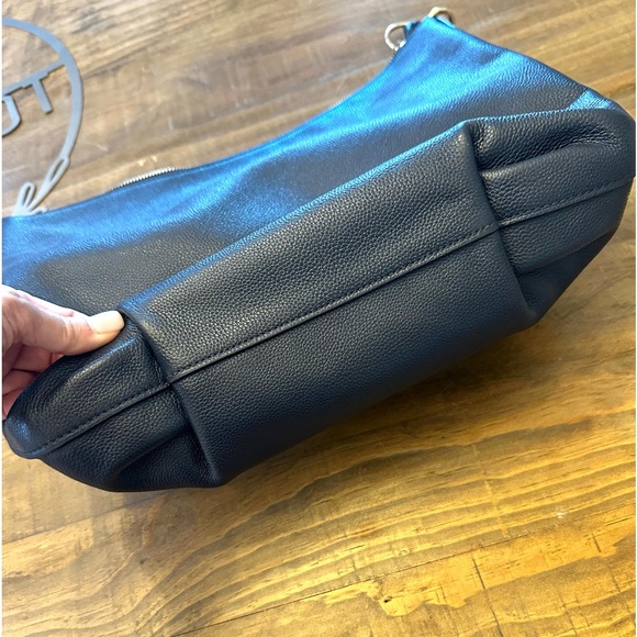 COACH Navy Shoulder Bag Purse with Wallet - Picture 13 of 13